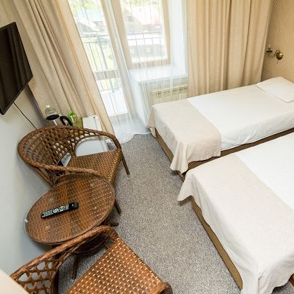 Отели 1-2*, Отели 3*