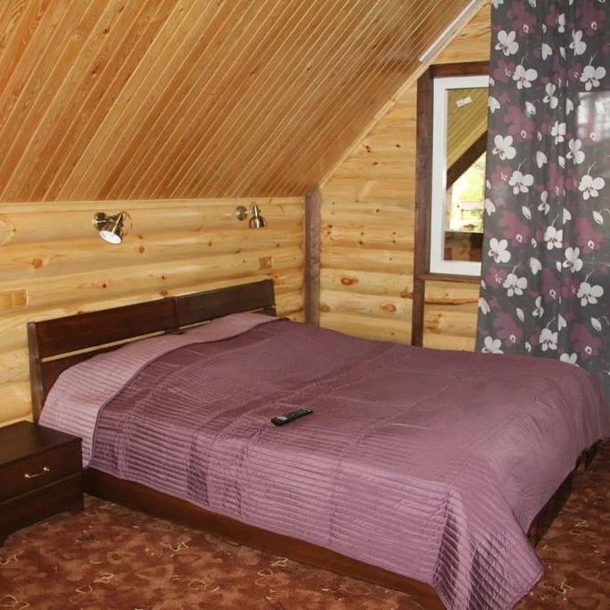 Отели 1-2*, Отели 3*, Коттеджи