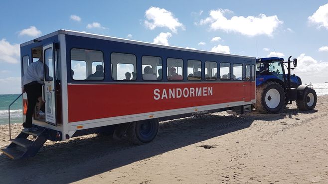 Экскурсионный трактор «Sandormen»