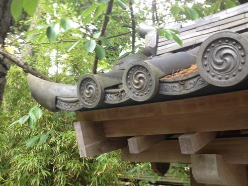Крыша павильона в Японском саду