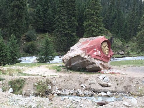 Памятник Юрию Гагарину