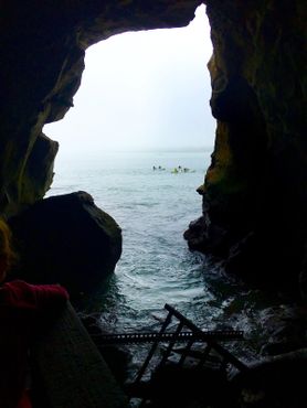 Вход в пещеру со стороны моря