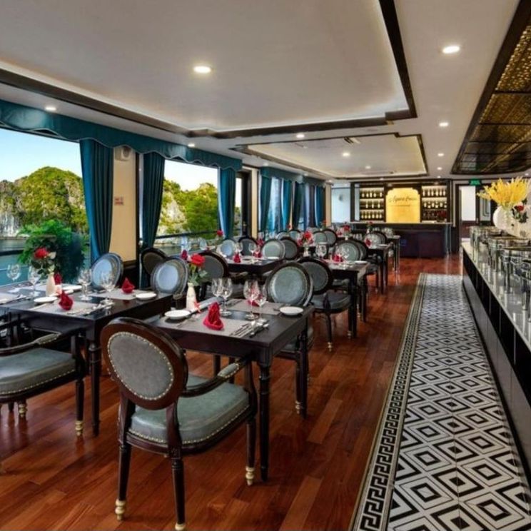 Отели 4*, Яхты