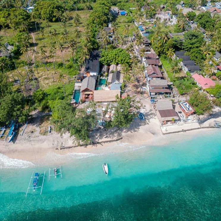 Отели 4*, Бутик-отели, Отели 5*, Виллы, Глэмпинги, Яхты