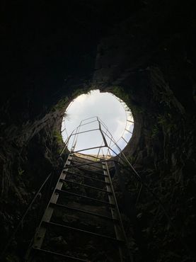 Лестница, ведущая к туннелям форта