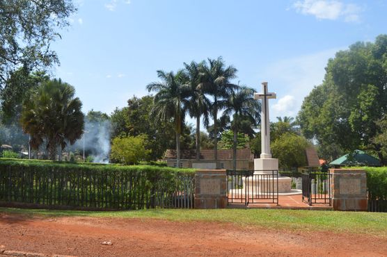Военное кладбище Джинджи