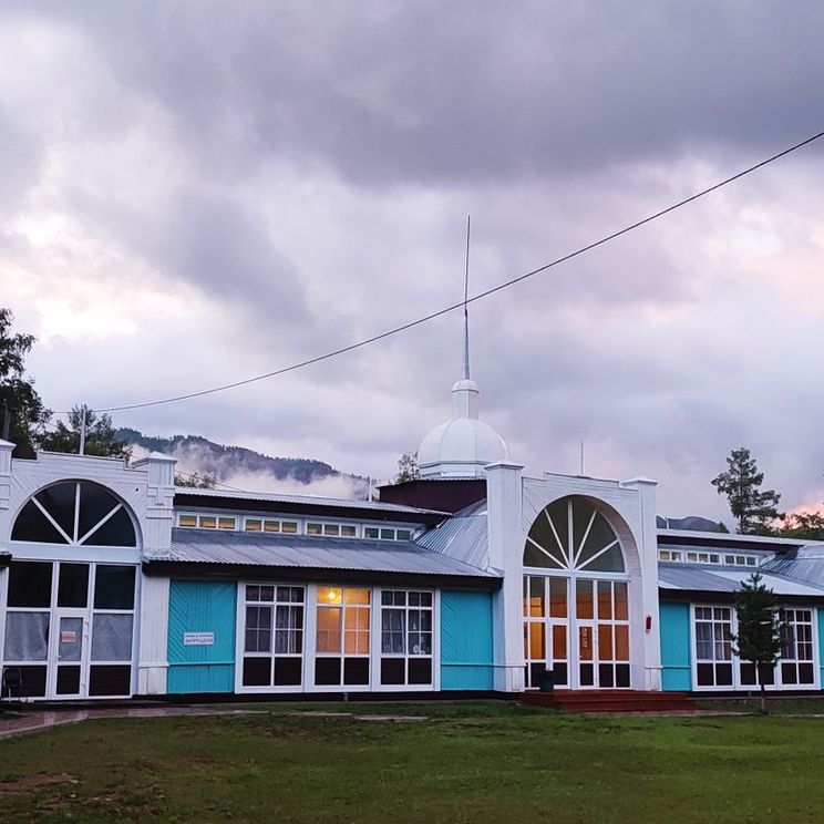 Гостевые домики, Отели 3*, Глэмпинги, Шале, Хаусботы