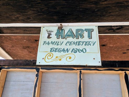 «Кладбище семьи Харт, основано в 1860 году»