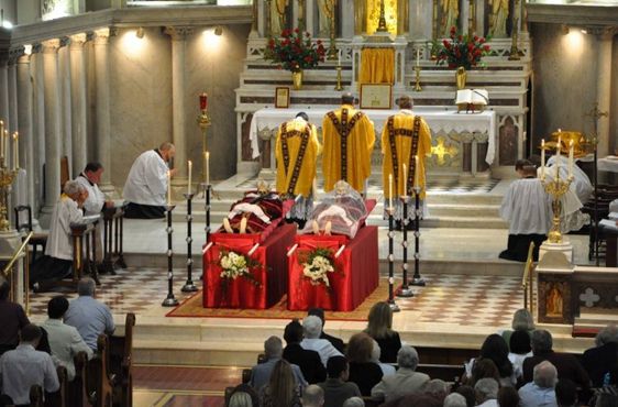 Месса по случаю перезахоронения останков святых Магнуса и Бонозы. 9 сентября 2012 г.