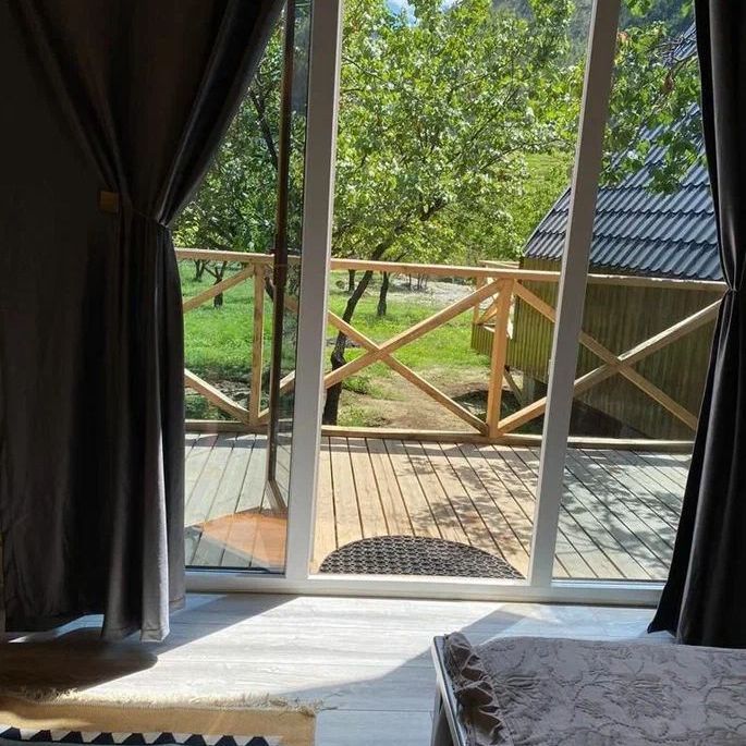 Отели 3*, Отели 4*, Глэмпинги