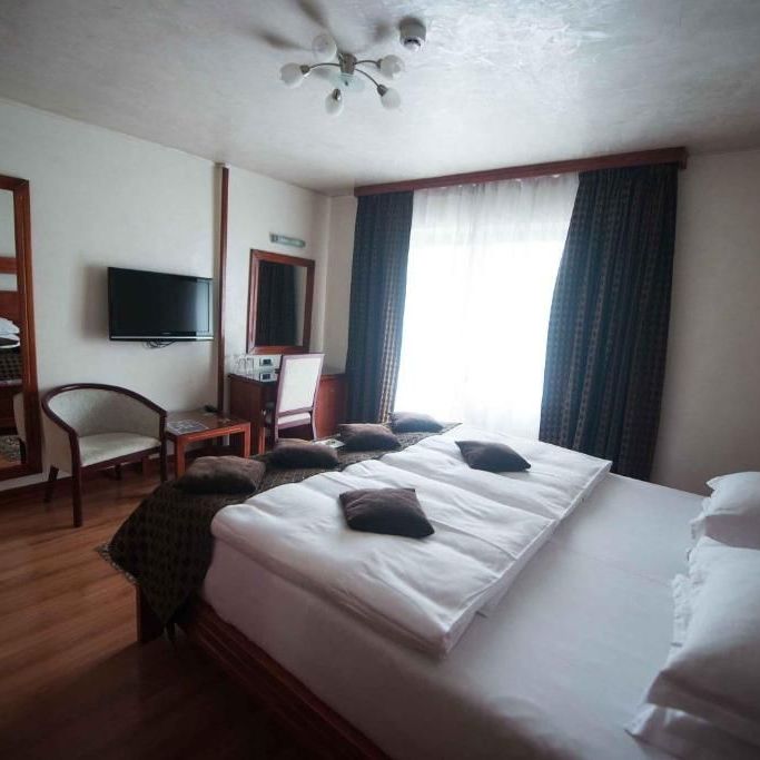 Отели 4*, Отели 5*