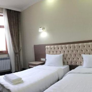 Отели 1-2*, Гостевые домики, Отели 3*, Отели 4*