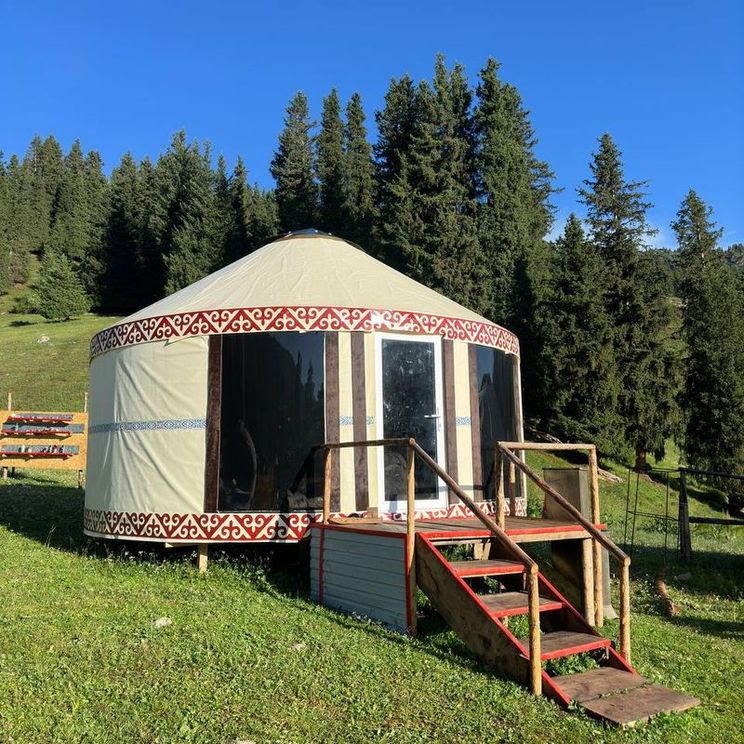 Гостевые домики, Юрты