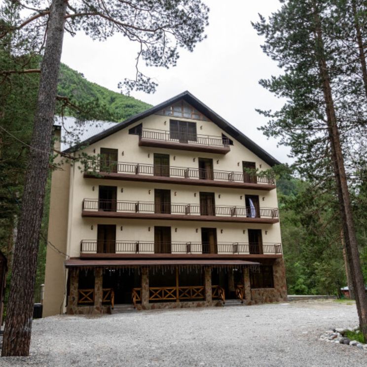 Отели 1-2*, Хостелы