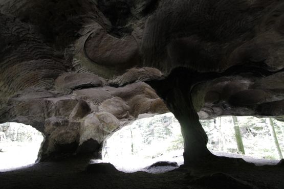 Пещера «Полый камень»