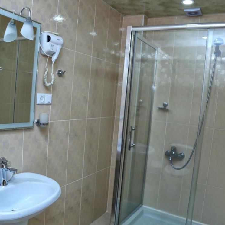 Отели 3*
