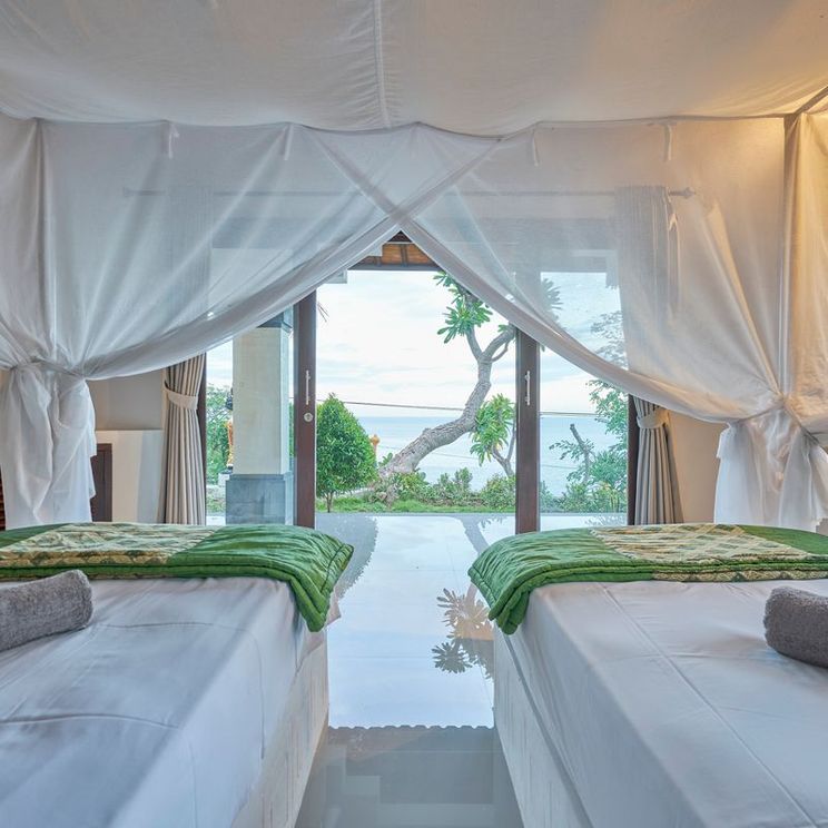 Гостиницы 4*, Вилла