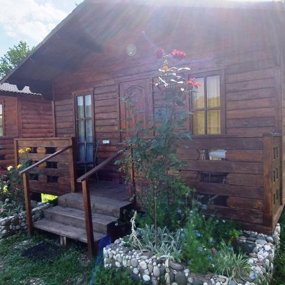 Отели 1-2*, Гостевые домики