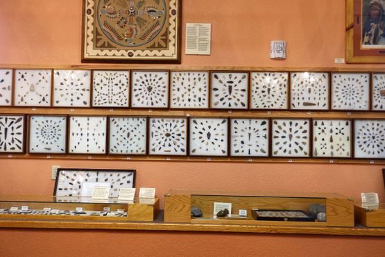 Картины из наконечников стрел