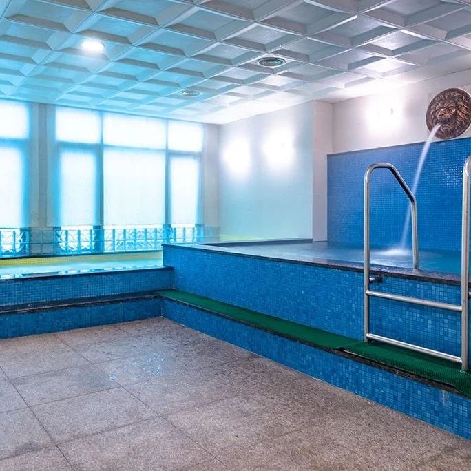 Отели 4*