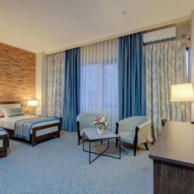 Гостиницы 3*