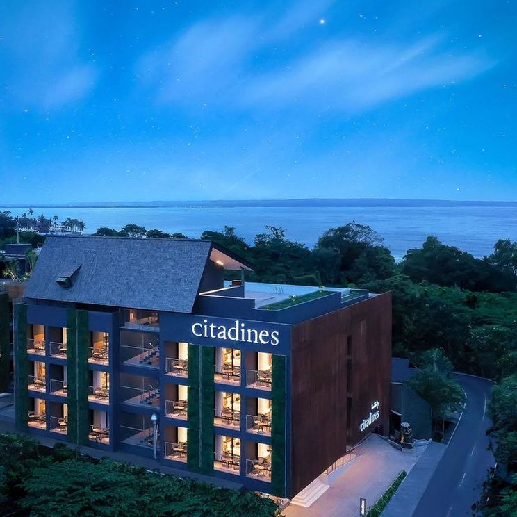 Гостиницы 4*