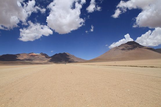 Пустыня Сальвадора Дали в Боливии