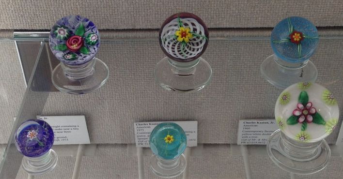 Коллекция пресс-папье Эванджелины Бергстром