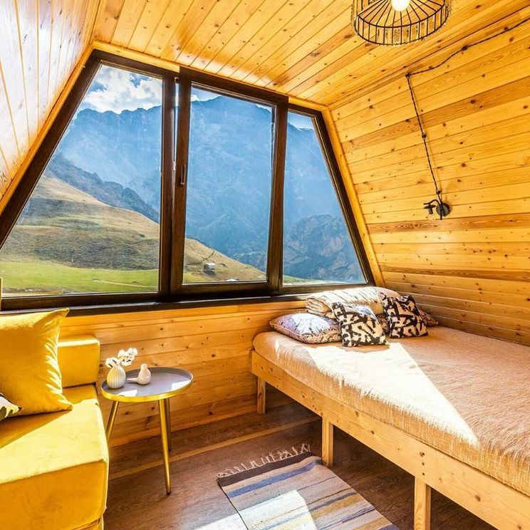 Гостиницы 1-2*, Гостевые домики