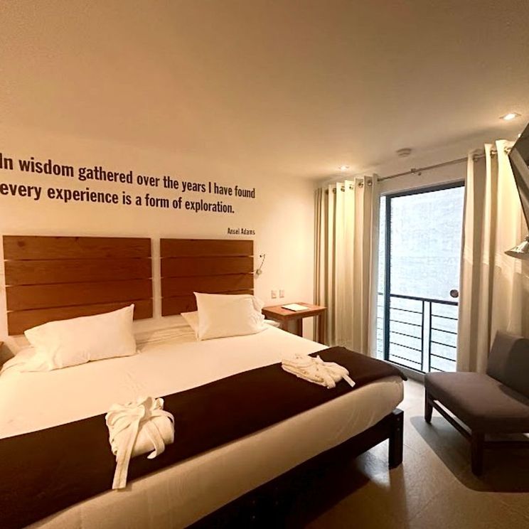 Отели 4*, Отели 5*, Виллы, Коттеджи