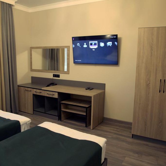 Отели 3*, Отели 4*, Палатки