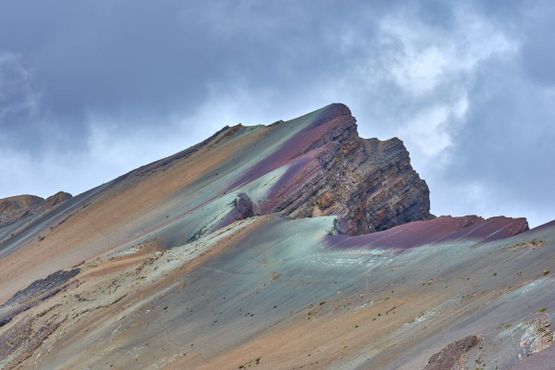 Радужная гора, Перу