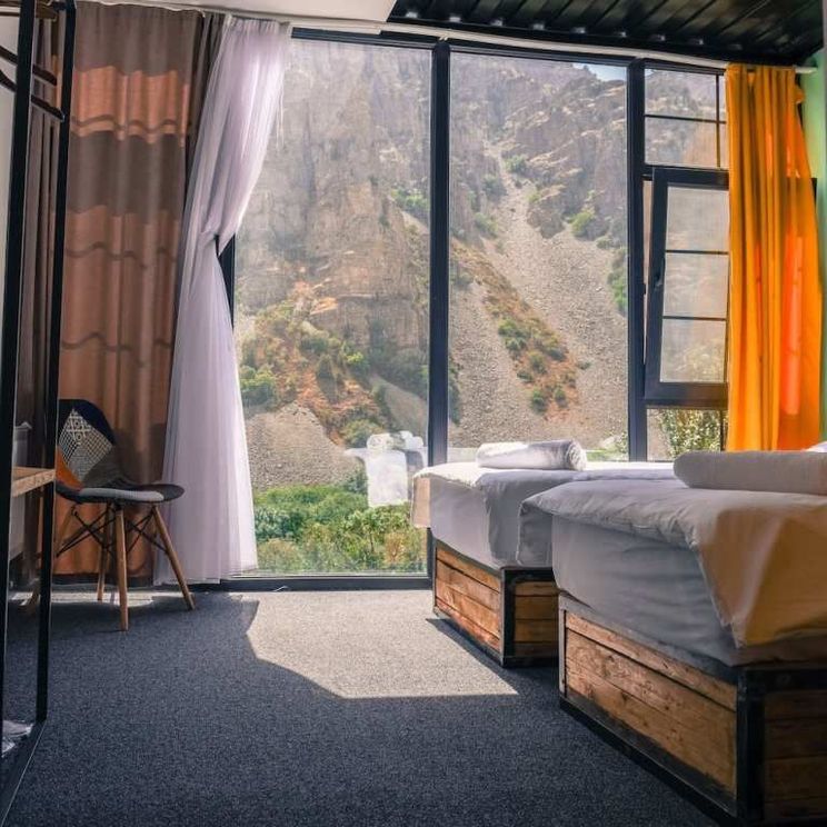 Гостиницы 3*