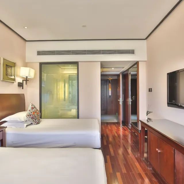 Отели 4*, Отели 5*