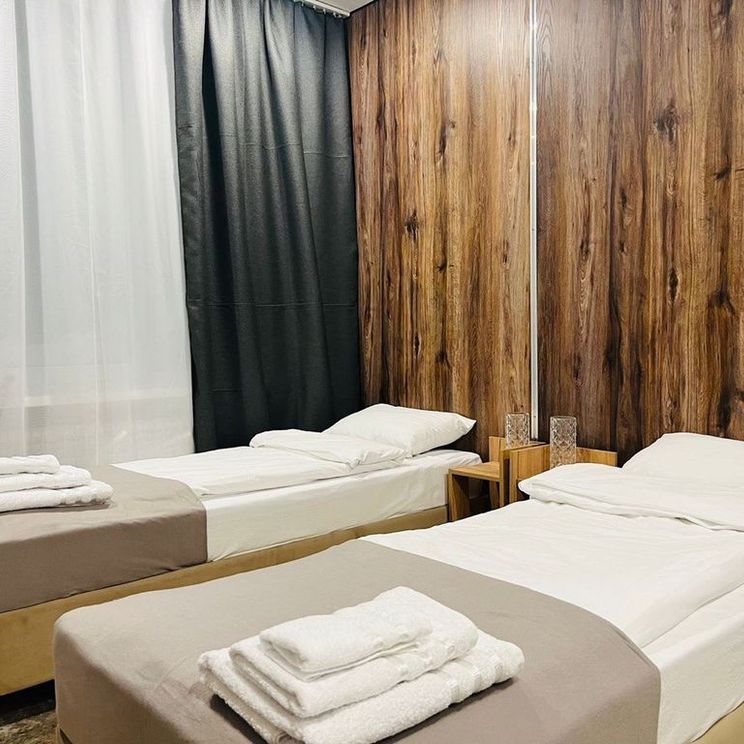 Гостиницы 1-2*