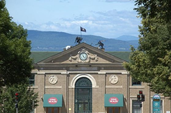 Летучие обезьяны