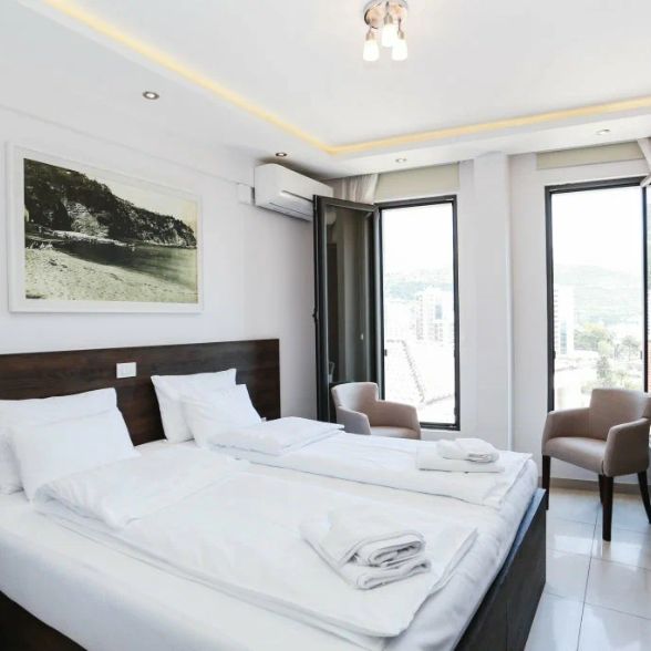 Отели 3*, Отели 4*, Виллы, Коттеджи