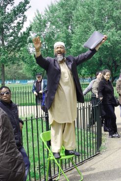 Уголок ораторов