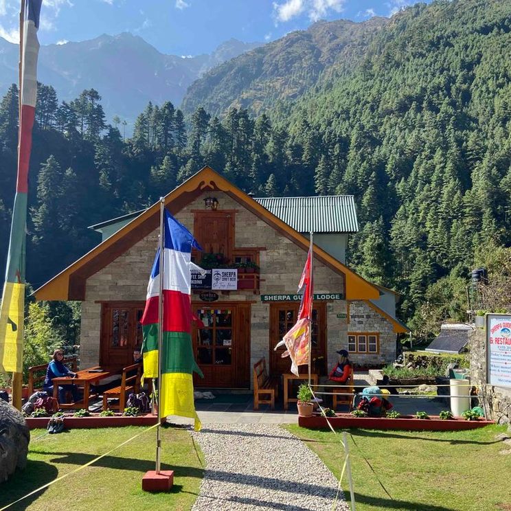 Отели 1-2*, Гостевые домики, Отели 3*, Лоджи