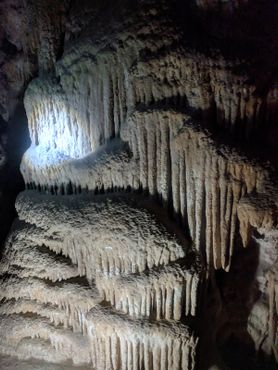 Пещера Колоссал