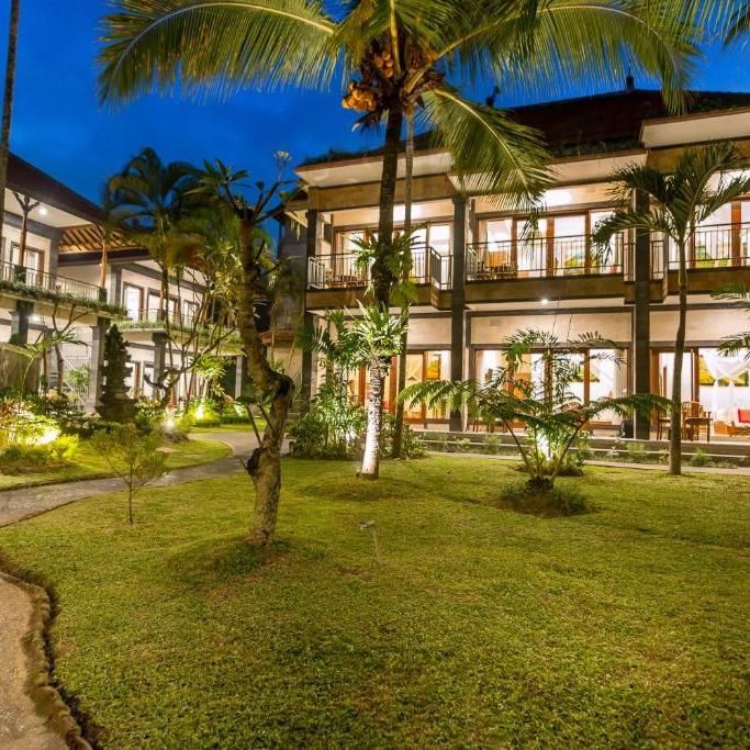 Отели 3*, Отели 4*, Глэмпинги