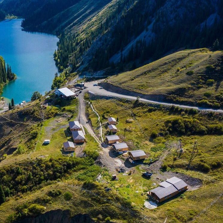 Кемпинги, Гостевые домики, Отели 3*, Отели 4*, Глэмпинги