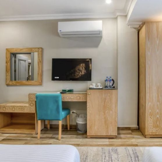 Отели 4*, Бутик-отели, Палатки