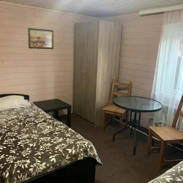 Гостиницы 1-2*