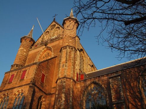Питерскерк, самая старая церковь в Лейдене, используется для проведения общественных мероприятий с 1970-х годов