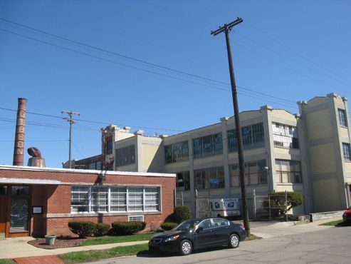 Старая гитарная фабрика «Гибсон»