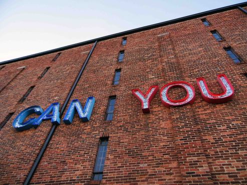 Часть надписи O SAY CAN YOU SEE