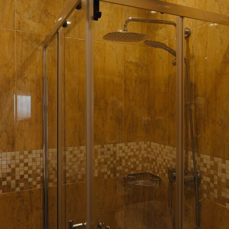 Отели 1-2*, Отели 3*