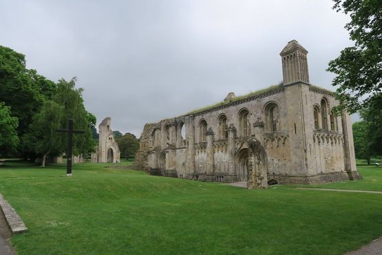 Руины аббатства