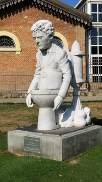 Статуя «Фрика» Антони